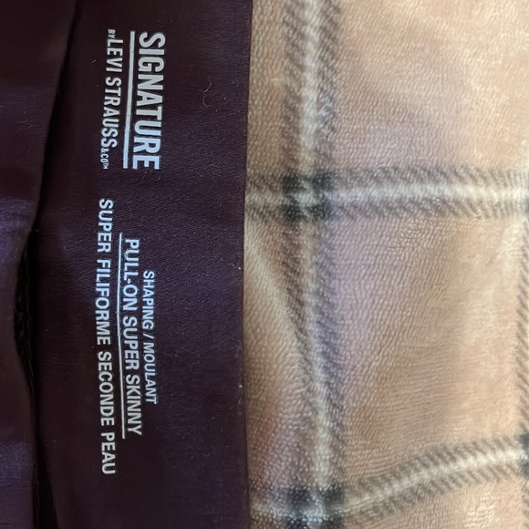 Levi Strauss Purple Skinny Jean - Picture 2 of 3